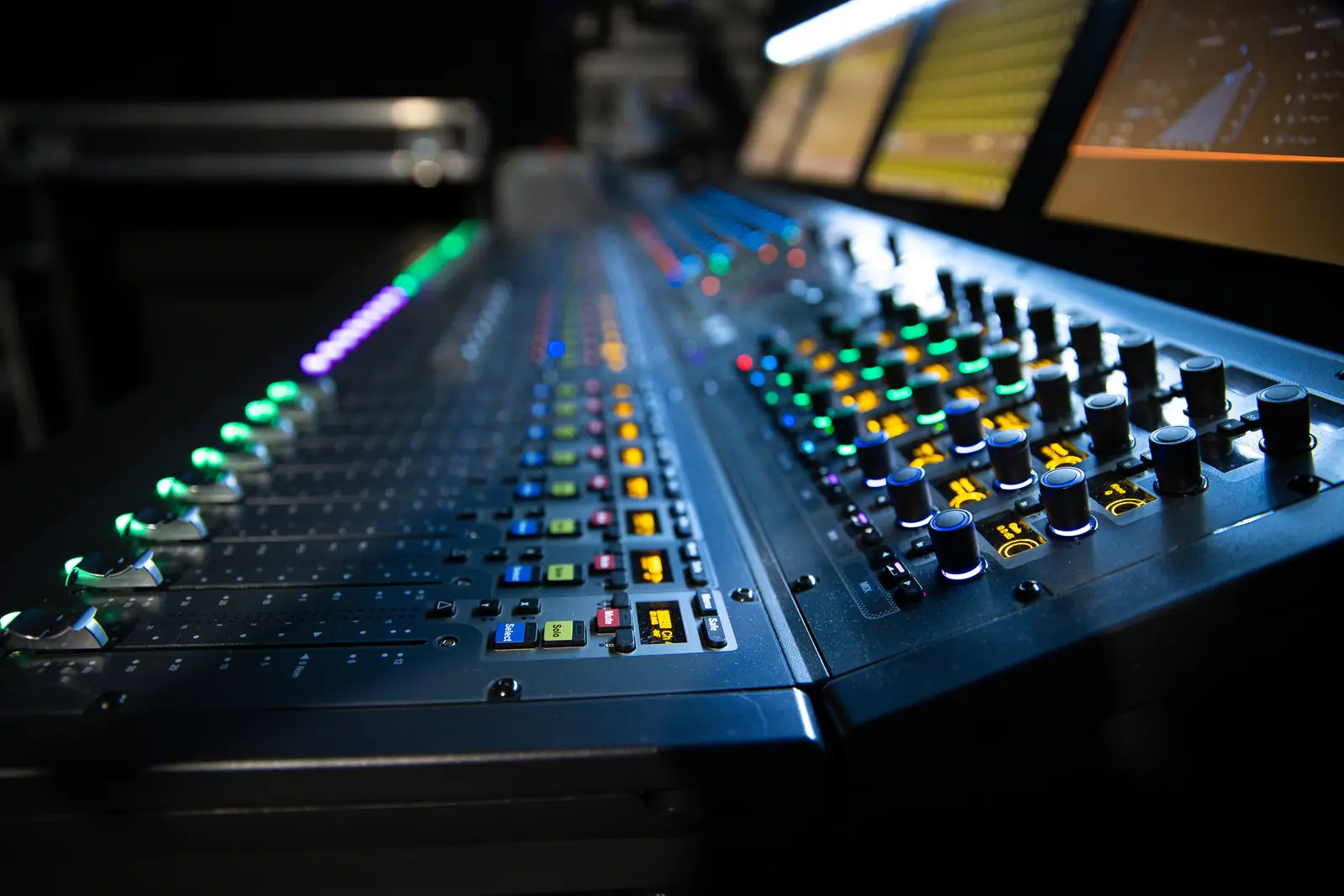 DiGiCo SD12 — Photo 2