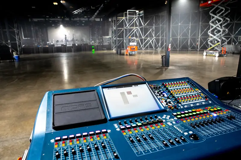 Stage builds & load-ins — South Florida · LPS Production