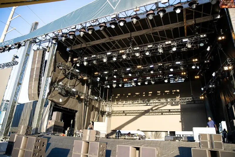 Stage builds & load-ins — South Florida · LPS Production